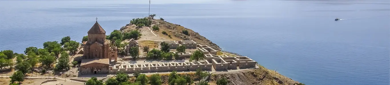 تور وان زمستان 1404