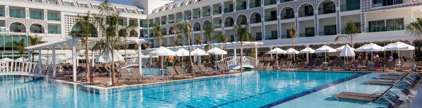 تور هتل کارمیر در آنتالیا